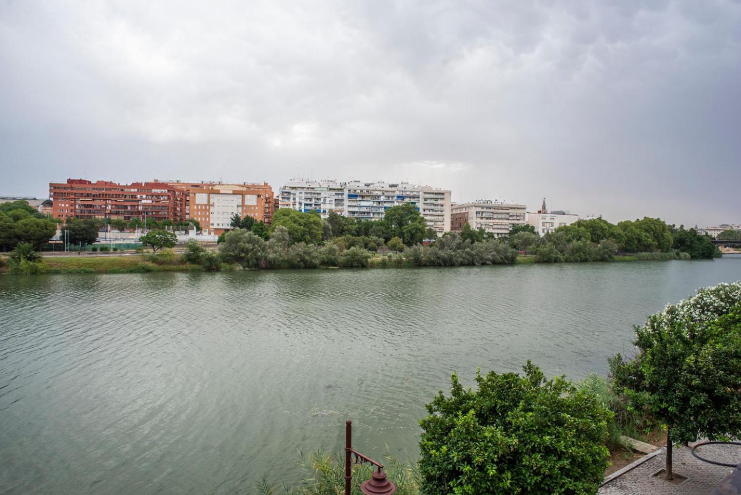 Alohamundi Castilla V-Vi Севилья Экстерьер фото